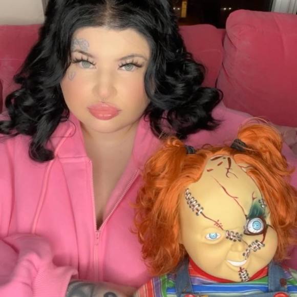 Meet your Posher, Chelsea - Picture 1 of 1